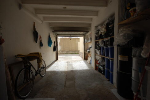 GARAGE — 2